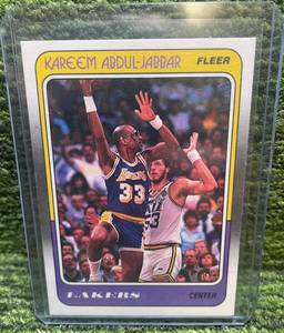 lot 38 image: 1988 Fleer Kareem Abdul-Jabbar Mint