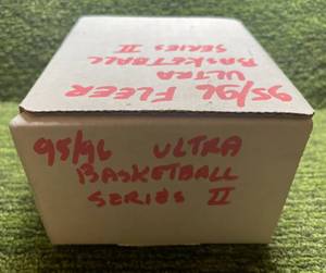 lot 48 image: 1995-96 Fleer Ultra Basketball Series 2 Complete Set