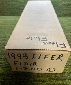 lot 52 image: 1993 Fleer Flair Baseball