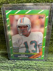 lot 126 image: 1986 Topps Dan Marino All-Pro