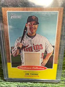 lot 166 image: 2011 Topps Heritage Jim Thome Bat Relic