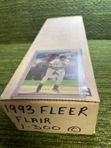 lot 52 image: 1993 Fleer Flair Baseball