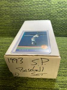 lot 127 image: 1993 S.P. Baseball near complete Set missing Jeter