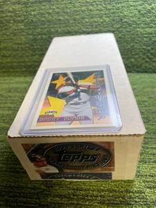 lot 128 image: 1996 Topps Baseball Card Set