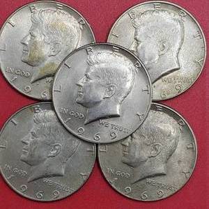 lot 43 image: 5 1969-D Kennedy Half Dollars, 40% Silver