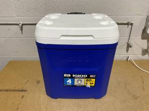 lot 107 image: Igloo 60 QT Laguna Ice Chest Cooler with Wheels