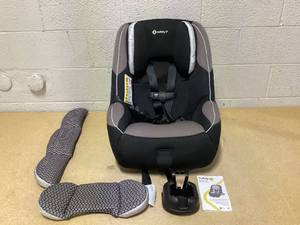 lot 420 image: Safety 1st Guide 65 Convertible Car Seat