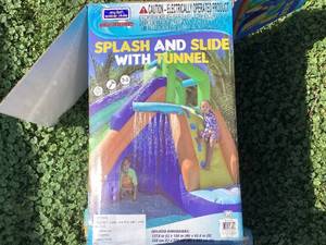 lot 47 image: My 1st Water Slide Splash and Slide with Tunnel and Water Arch