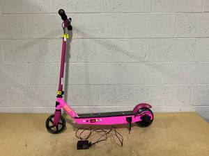 lot 245 image: Razor Black Label E90 Electric Scooter - Pink, for Child Ages 8 and up to 120 lbs, up to 10 mph