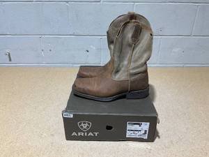 lot 273 image: Ariat 10002317 Mens Rambler Boot Earth Brown Bomber, Mens Size 9