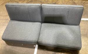lot 461 image: Mainstays 66 Studio Futon, Gray Linen Upholstery