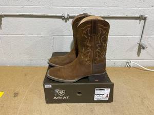 lot 165 image: Ariat Mens Size 10 Sports Outdoor Boots