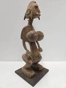 lot 24 image: Large & Impressively Carved Bamana Standing Female Figure wExaggerated Features