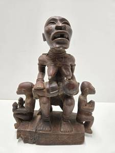 lot 28 image: Exceptionally Well Carved Yombe Maternity Figure wChildren - Kongo Peoples