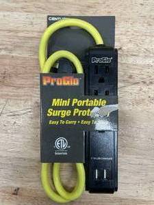 lot 195 image: Century 3plug 2 Usb Mini Portable Surge Protector Yellow (0911257.54)