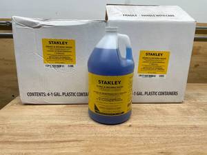 lot 201 image: Lot of 8 - STANLEY Pressure Washer Detergent Soap for Siding & Deck Wash, 1 Gallon, 1 16 Ratio STCDF004