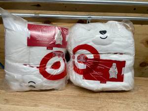 lot 208 image: Wondershop - Lot of 2 - Polar Bear Hooded Blanket 40 in x 50 in