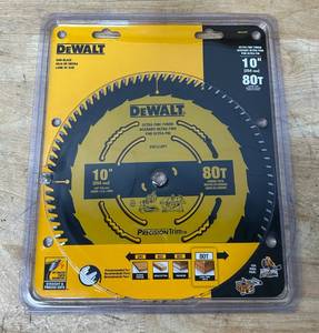 lot 252 image: DeWALT 10 80T Carbide Blade 0911256