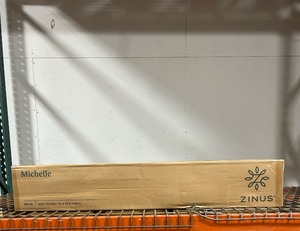 lot 12 image: Zinus 7 Compack  Metal Adjustable Bed Frame, FullQueenKing