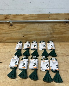 lot 61 image: 2 ft. 143 Light Duty IndoorOutdoor Extension Cord with Multiple Outlet Triple Tap End, Green lot of 10