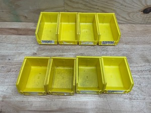 lot 115 image: Akrobins and ULine - Lot of 8 - Plastic Storage Bins