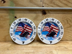 lot 149 image: Patriotic Outdoor Thermometer