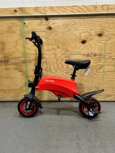 lot 161 image: Jetson LX10 Folding Ride-On (Red)
