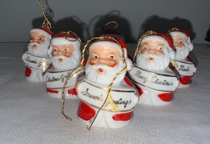 lot 15 image: Set of 6 Vintage Santa Claus Ceramic Bell Ornaments with Holiday Greetings