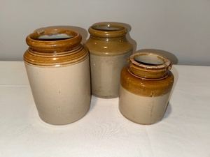 lot 41 image: Vintage 3-Piece Ironstone English Stoneware Pottery Jar Set with Makers Mark