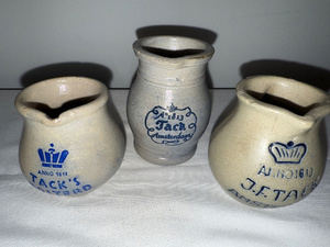 lot 92 image: Set of 3 Vintage Tacks Amsterdam Mustard Pots Anno 1813