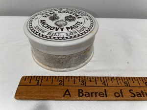 lot 107 image: Antique English Advertising Ironstone&nbspReal Corgona Anchovy Paste Ceramic Pot E. Pearce & Co London
