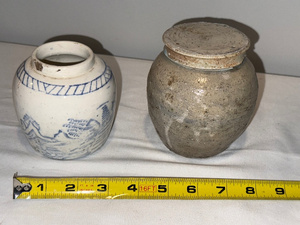 lot 122 image: Lot of 2 Antique 1800s English Ginger Spice Jars - Blue & White and Rustic with Lid