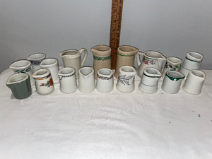 lot 182 image: Vintage Collection of 17 Mini Pitchers & 2 Blue Floral Bowls
