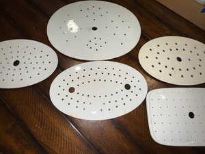 lot 231 image: Lot of 5 Antique English Irosntone Colander Plates