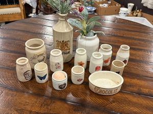 lot 236 image: Lot of 14 Assorted Vintage Decorative Pottery Jars & Pots
