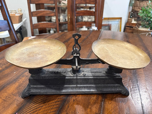 lot 25 image: Antique French Roberval Cast Iron Balance Scale with Brass Weighing Pans