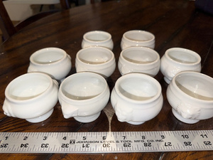 lot 21A image: Set of 10 White Ceramic Lion Head Soup Bowls