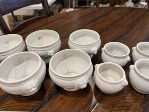 lot 240 image: Set of White Vintage French Ceramic Lion Head Bowls - Various Sizes