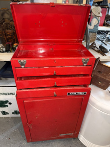 lot 53A image: Test Rite Red Metal Tool Chest with Drawers and Cabinet