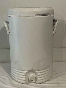 lot 77 image: Large White Beverage Cooler with Tap and Handles