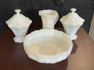 lot 97 image: Vintage Westmoreland Milk Glass Set with Grape Pattern