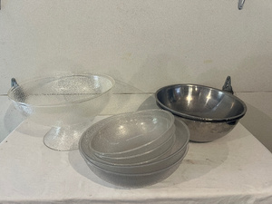 lot 101 image: Set of Glass and Stainless Steel Serving Bowls