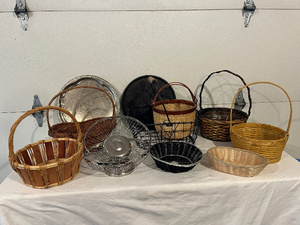 lot 111 image: Assorted Baskets and Trays Lot - Wicker, Metal, and More