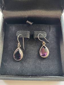 lot 31R image: Sterling Silver Amethyst Earrings 4.88 Grams