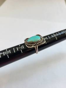 lot 32R image: Sterling Silver Turquoise Ring Size 5.5 5.09g