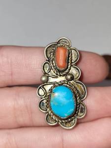 lot 41R image: Sterling Silver Turquoise and Coral Ring Size 4 Unmarked 6.21g