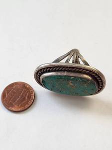 lot 47R image: Sterling Silver Turquoise Ring Size 7, 16.38 Grams (Not Marked)
