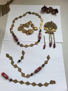 lot 73R image: Brass and Copper Jewelry Set - Necklace, Bracelet, Earrings Assortment