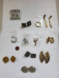 lot 78R image: Lot of 12 Pairs of Costume Pierced Earrings Assorted Styles