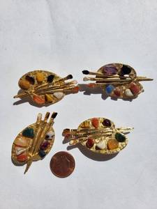 lot 89R image: Set of 4 Agate Paint Palette Brooches with Gold Tone Finish